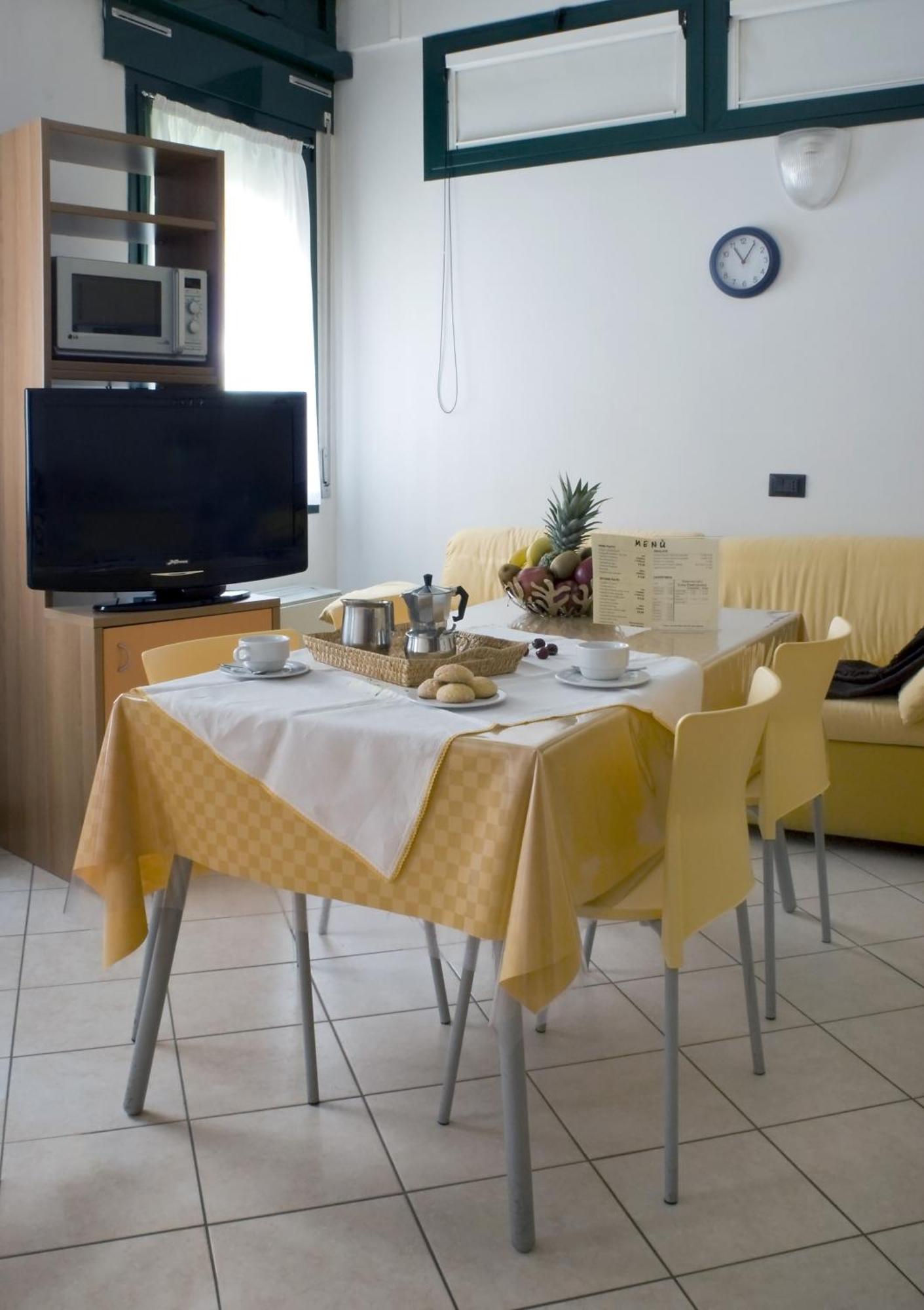 Casa Temporanea Aparthotel โบโลญญา ภายนอก รูปภาพ
