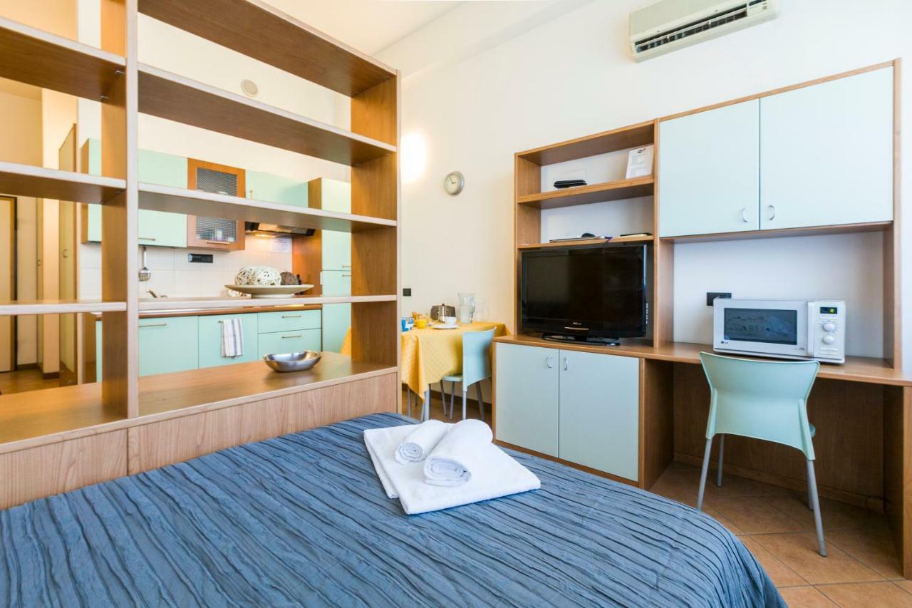 Casa Temporanea Aparthotel โบโลญญา ภายนอก รูปภาพ