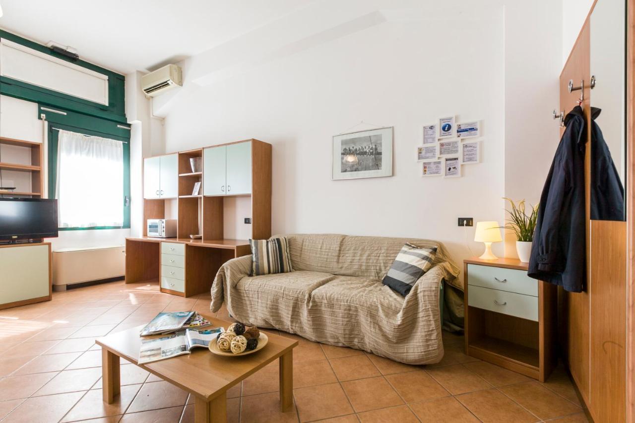 Casa Temporanea Aparthotel โบโลญญา ภายนอก รูปภาพ